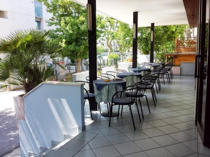 Hotel Penny Rimini Exteriér fotografie